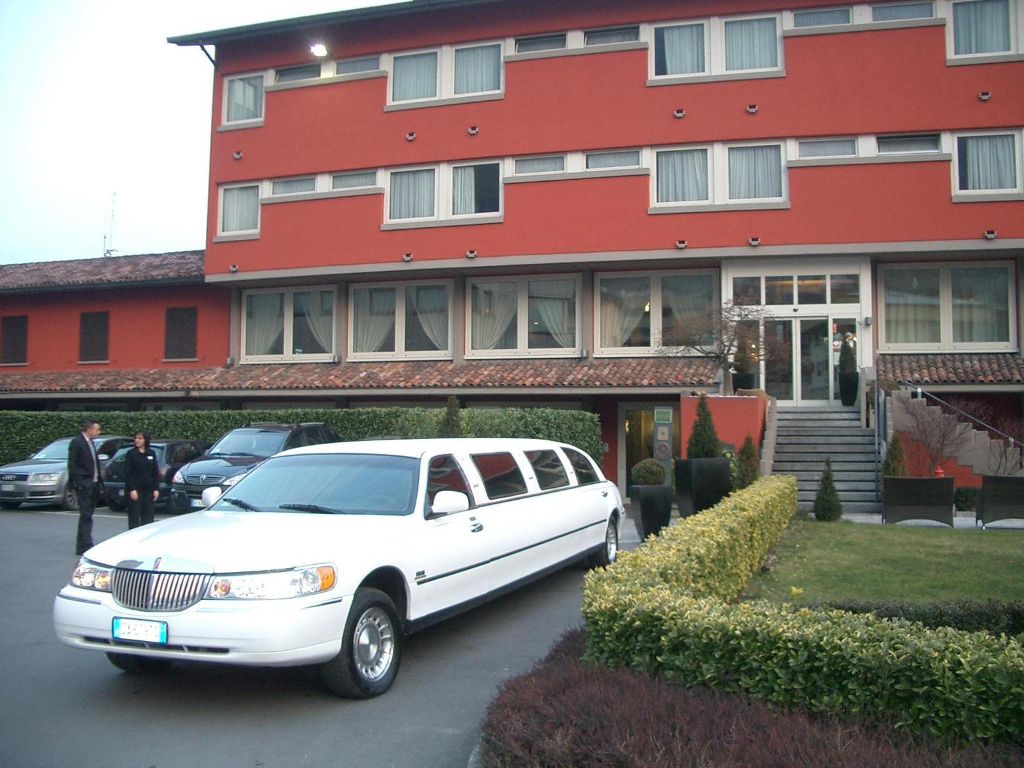 Hotel San Martino Boario Terme Buitenkant foto