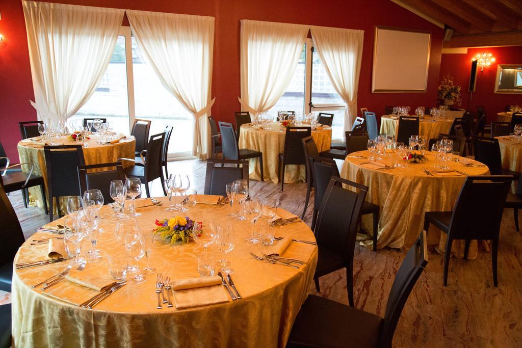 Hotel San Martino Boario Terme Buitenkant foto